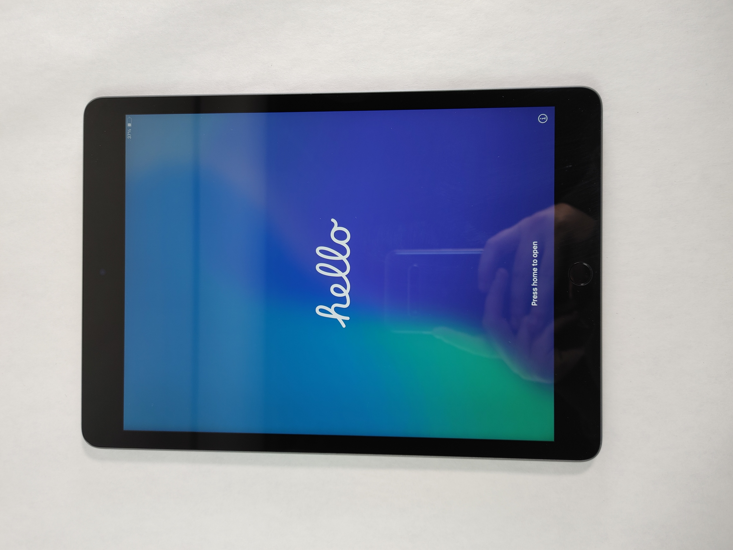 【sakura 】iPad 第9世代 256ギガバイト Apple iPad (第9世代) 64GB Wi-Fi シルバー Amazon.com: Apple 2021